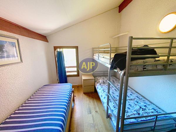 Maison à vendre Hourtin - 3 pièces, 44m² avec 2 chambre(s) à 179 000€ - AJP Hourtin Immobilier