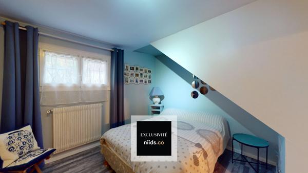 LAGORD - À PROXIMITÉ IMMÉDIATE DE LA ROCHELLE - MAISON DE 143M2 - 5 CHAMBRES