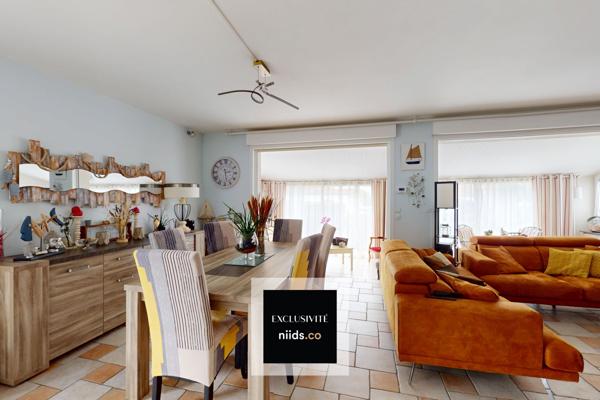 LAGORD - À PROXIMITÉ IMMÉDIATE DE LA ROCHELLE - MAISON DE 143M2 - 5 CHAMBRES