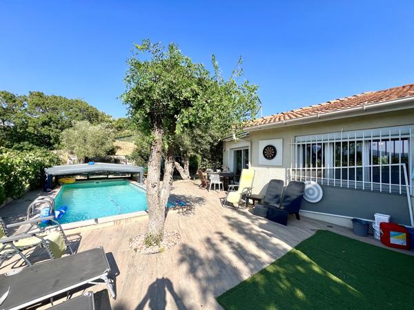 Marseille (13013) 13013 MARSEILLE - Les Olives. Villa 4 pièces 105m2 sur un terrain plat de 700m2 avec piscine.