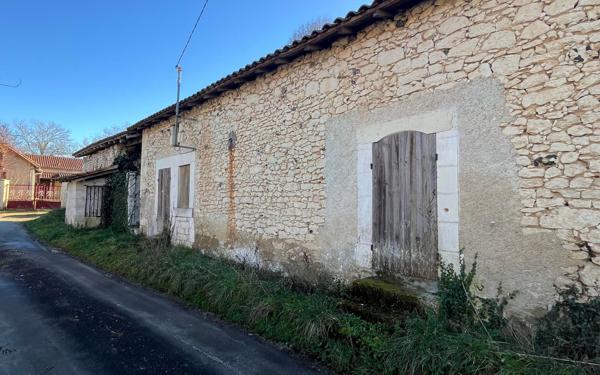 Maison à vendre    3 pièces •  Tocane-Saint-Apre