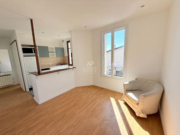 Appartement 2 pièces à vendre à Conflans-Sainte-Honorine - Idéal investisseur 153 000 € **  - Référence  8150