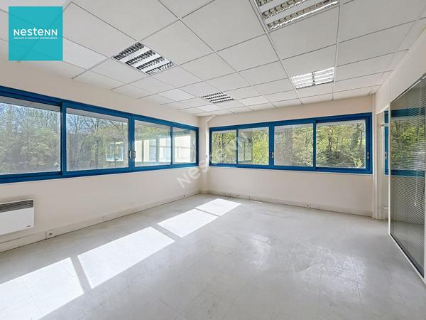 FRANGY _ Bureaux de 80 m² au 1er étage, avec parking, à louer