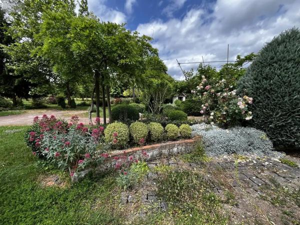 Achat - Maison Luynes 37230 10 pièces 432 m 2 33800 m 2