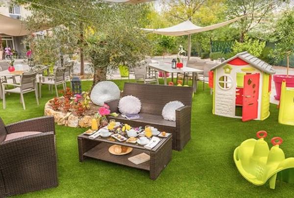 INVESTISSEMENT LOCATIF – Pégomas – Résidence EHPAD Les Jasmins de Cabrol – 5.61% de rentabilité