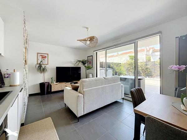 Appartement à vendre 250 275 € Royan 2 p 43,4 m² DPE C
