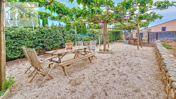 NOUVEAUTÉ - VILLA T5 DE 132,5 M2 AVEC PISCINE ET TERRAIN 1000 M2