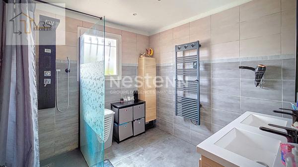 NOUVEAUTÉ - VILLA T5 DE 132,5 M2 AVEC PISCINE ET TERRAIN 1000 M2