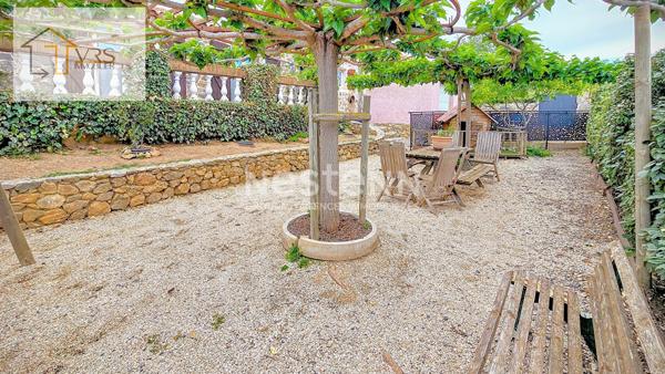 NOUVEAUTÉ - VILLA T5 DE 132,5 M2 AVEC PISCINE ET TERRAIN 1000 M2