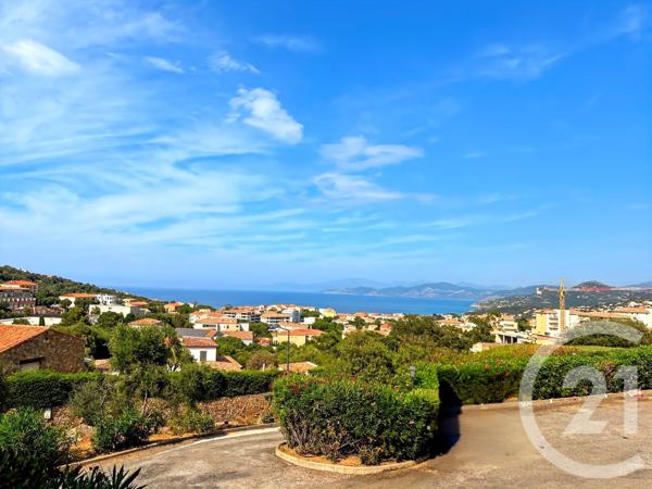 Appartement T4 à vendre  4 pièces - 79,60 m2 L ILE ROUSSE - 202
