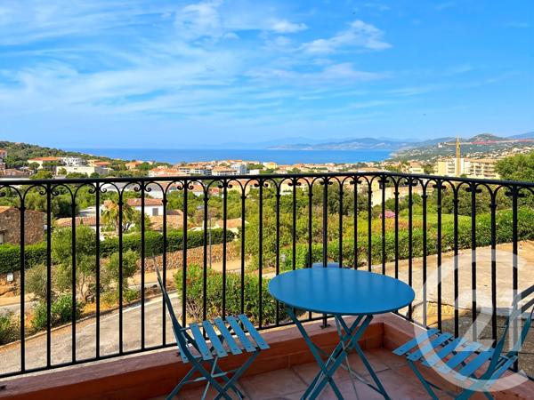 Appartement T4 à vendre  4 pièces - 79,60 m2 L ILE ROUSSE - 202