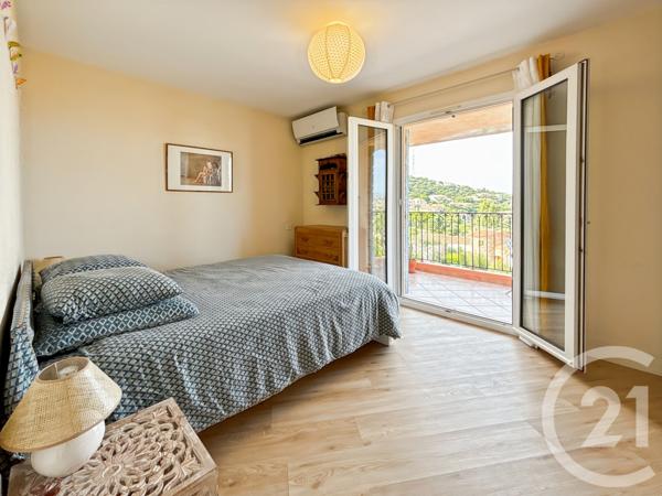 Appartement T4 à vendre  4 pièces - 79,60 m2 L ILE ROUSSE - 202