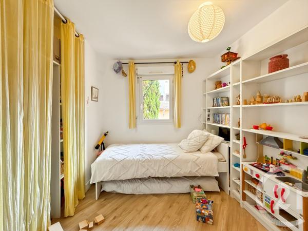Appartement T4 à vendre  4 pièces - 79,60 m2 L ILE ROUSSE - 202