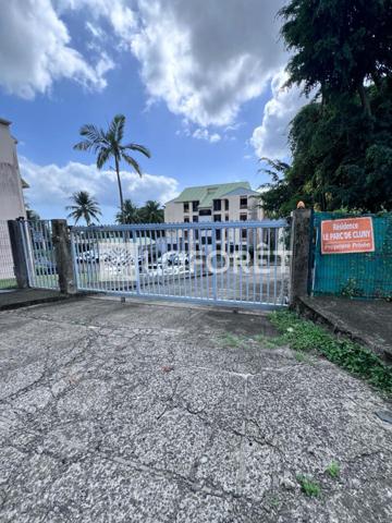 Achat local commercial Fort-de-France - 77 m² - 165 000 €