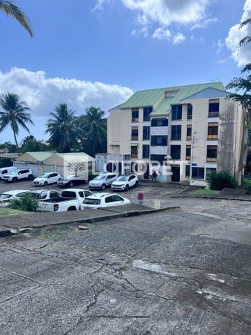 Achat local commercial Fort-de-France - 77 m² - 165 000 €