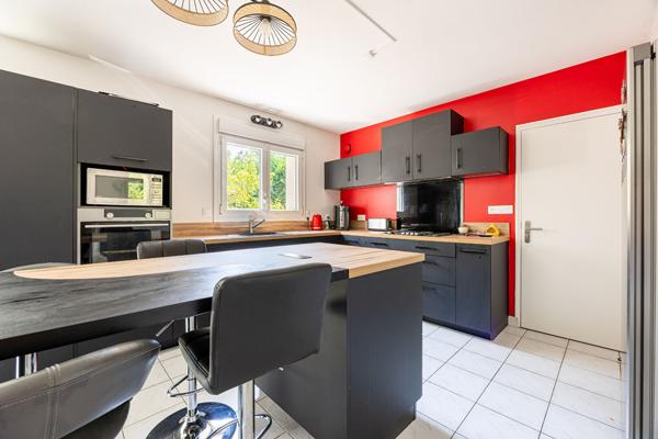 Belle maison dans quartier agréable et fonctionnel !!!