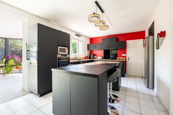 Belle maison dans quartier agréable et fonctionnel !!!
