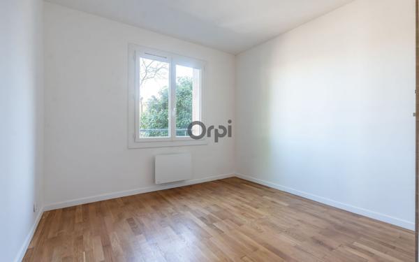 Appartement à vendre    5 pièces • 76,65 m2 La Varenne - Saint-Maur-des-Fossés