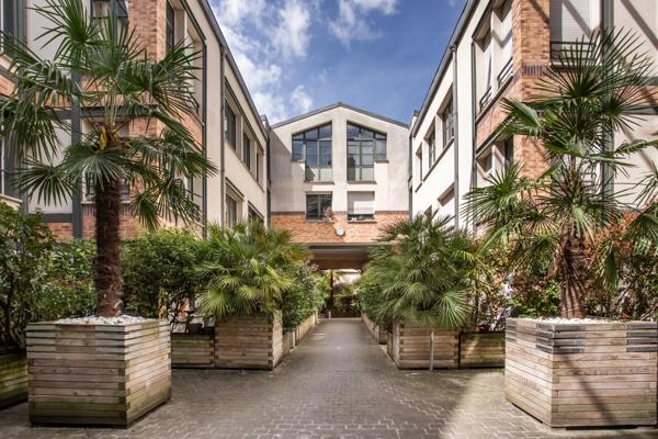 Triplex Paris 9 e - TRUDAINE / CONDORCET