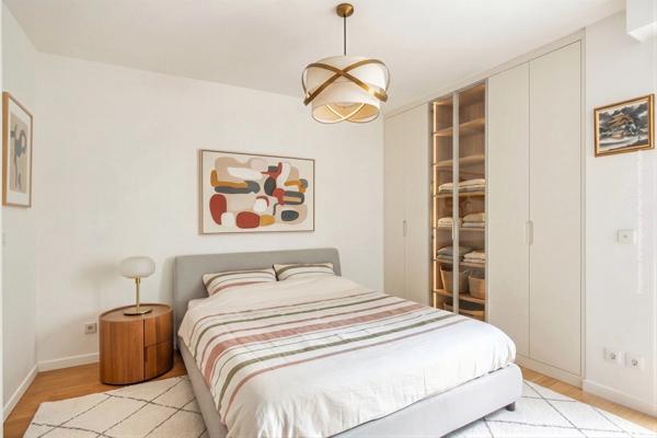 Triplex Paris 9 e - TRUDAINE / CONDORCET