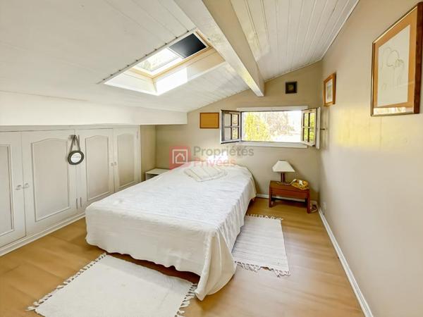 Maison familiale avec jardin, piscine et grand sous-sol à Ustaritz