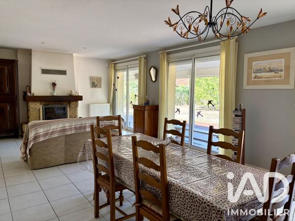 Maison à vendre 4 pièces 98 m² Léognan