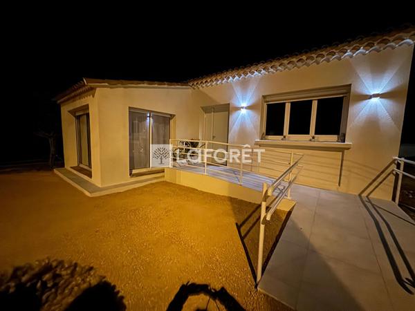 Location bureau La Fare-les-Oliviers - 1 pièce(s) - 16 m² - 860 €/mois