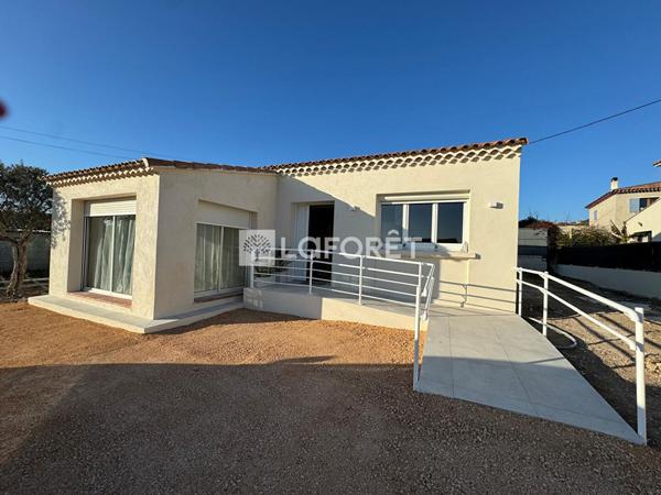 Location bureau La Fare-les-Oliviers - 1 pièce(s) - 16 m² - 860 €/mois