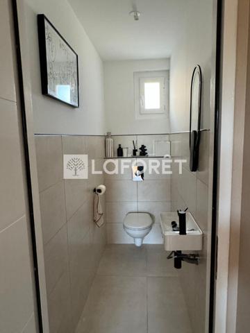 Location bureau La Fare-les-Oliviers - 1 pièce(s) - 16 m² - 860 €/mois