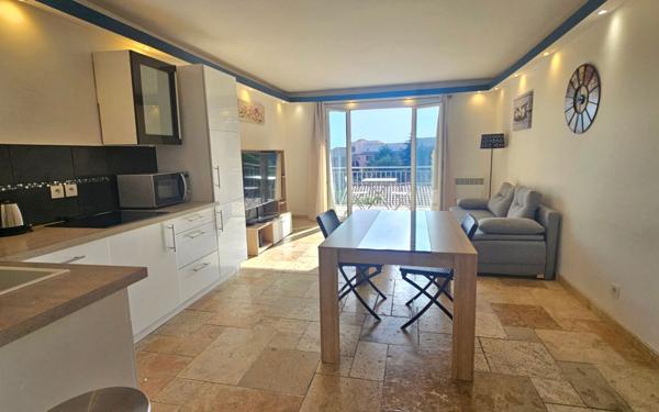 Appartement à vendre    2 pièces • 42 m2 Six-Fours-les-Plages
