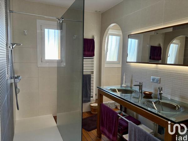 Maison à vendre 4 pièces 135 m² Mérignac