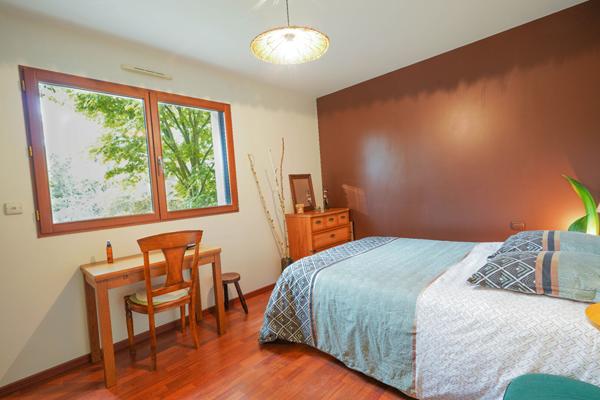 BIEN RARE - Maison centre Chartres-de-Bretagne- Calme et ensoleillée - 5 chambres