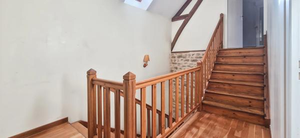 PROCHE PARAY LE MONIAL (71) - A VENDRE - Maison en pierre 5 pièces - terrain 758 m²