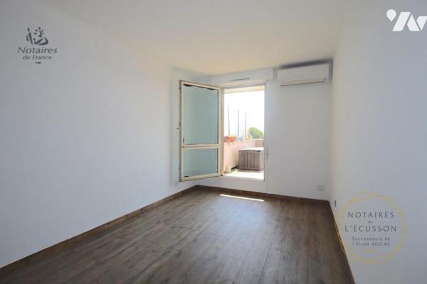 Appartement T3 avec grande terrasse, parking et cellier