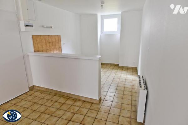 Studio au 2 ème étage sans ascenseur