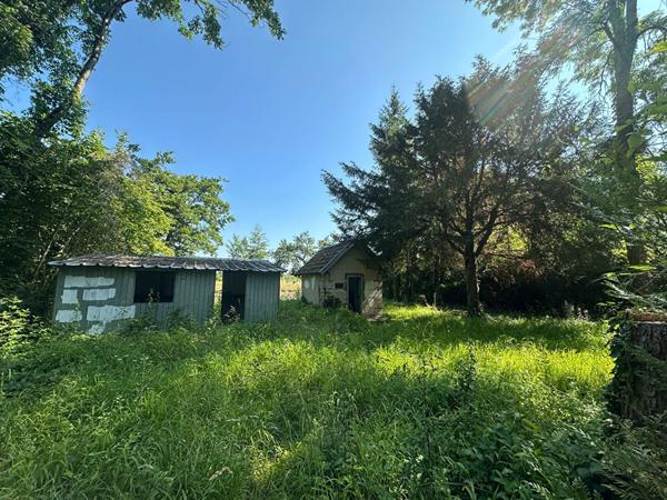 Terrain de Loisir Parcelles n° : A 584, 862 et 864