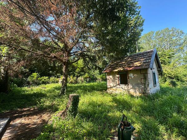 Terrain de Loisir Parcelles n° : A 584, 862 et 864