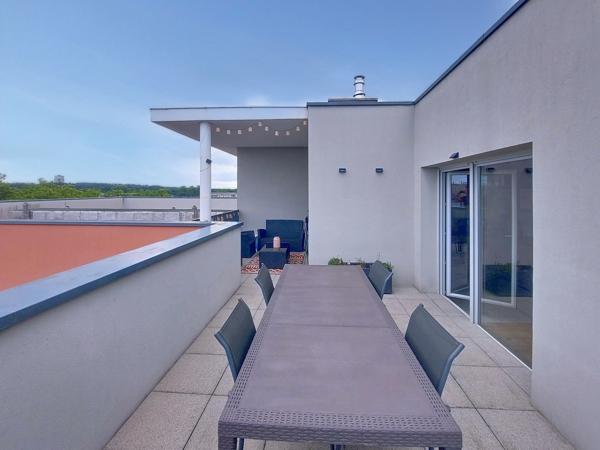 Appartement 4 pièces - 100 m² Exclusivité efficity