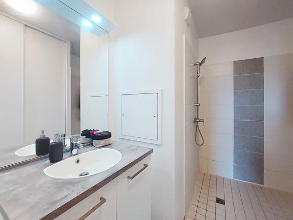 Appartement 4 pièces - 100 m² Exclusivité efficity