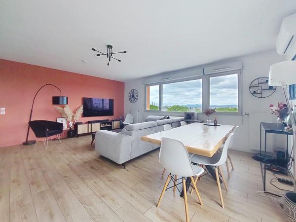 Appartement 4 pièces - 100 m² Exclusivité efficity