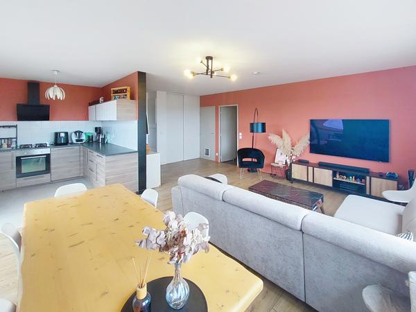 Appartement 4 pièces - 100 m² Exclusivité efficity