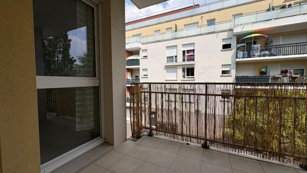 Appartement Corbeil Essonnes 2 pièce(s) 44 m2