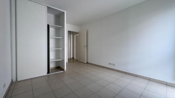 Appartement Corbeil Essonnes 2 pièce(s) 44 m2