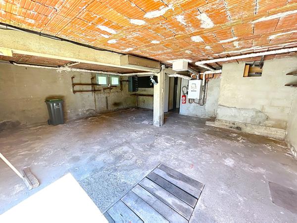 MAISON FAMILIALE A PAMIERS AVEC 5 CHAMBRES ET GRAND TERRAIN