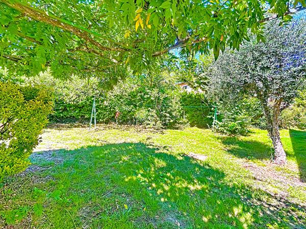 MAISON FAMILIALE A PAMIERS AVEC 5 CHAMBRES ET GRAND TERRAIN