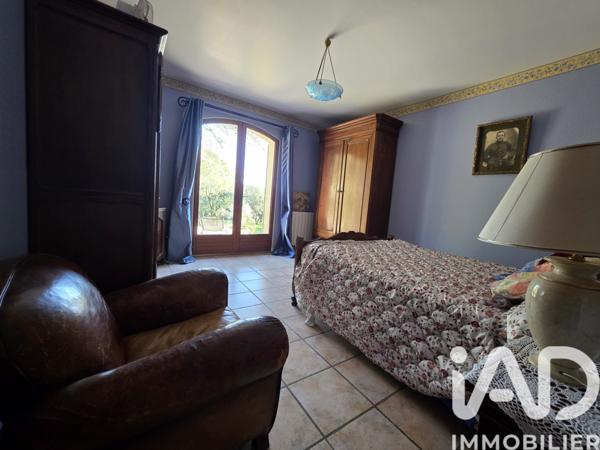 Maison à vendre 6 pièces 210 m² Caumont-sur-Durance