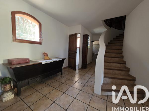 Maison à vendre 6 pièces 210 m² Caumont-sur-Durance