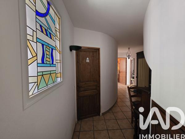 Maison à vendre 6 pièces 210 m² Caumont-sur-Durance