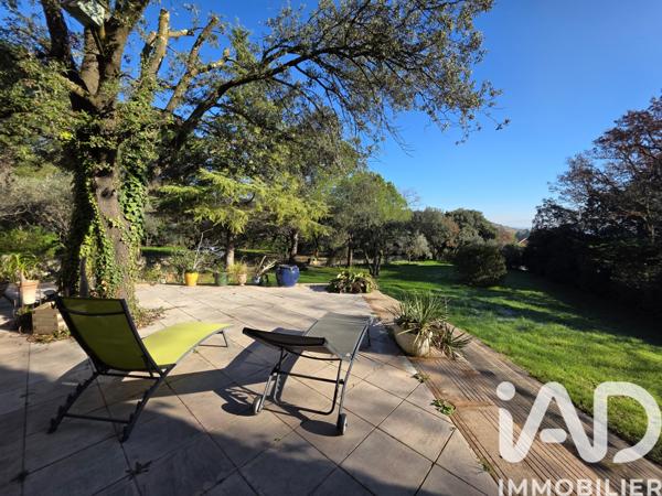 Maison à vendre 6 pièces 210 m² Caumont-sur-Durance