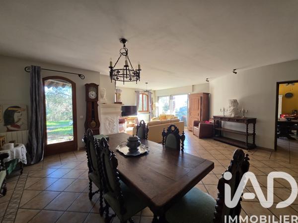 Maison à vendre 6 pièces 210 m² Caumont-sur-Durance